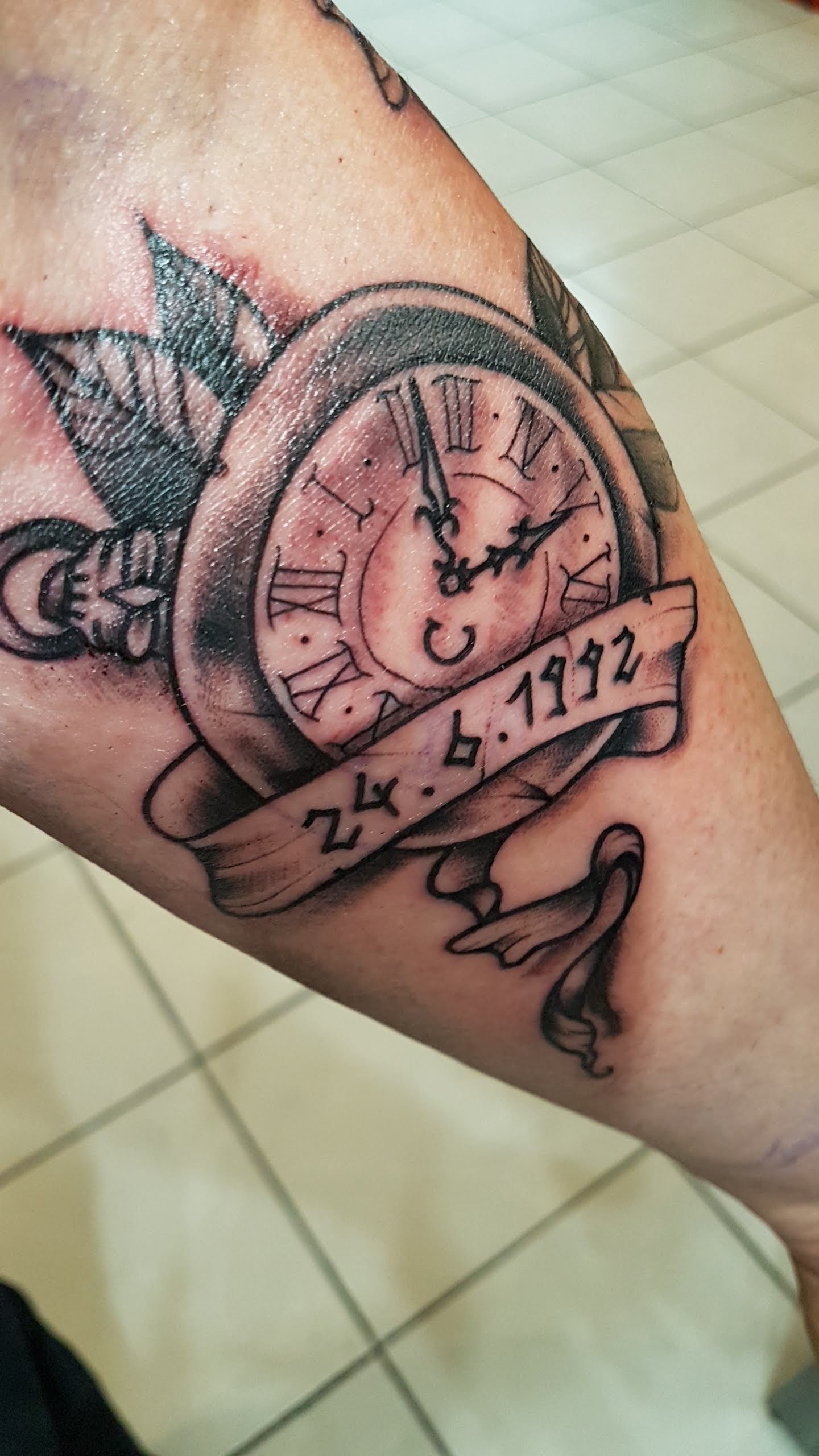Tatouage fin et d&eacute;taill&eacute; par Bartek